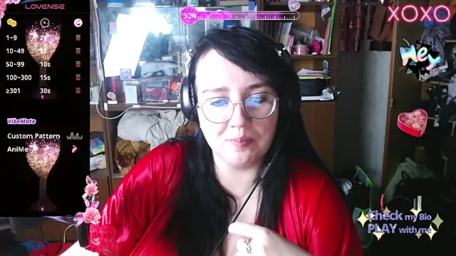 Snapshot of LeonaHarrison chatting on February 9, 8:56 pm LeonaHarrison online show from February 9, 8:56 pm