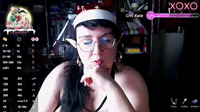 Snapshot of LeonaHarrison chatting on December 13, 8:47 pm LeonaHarrison online show from December 13, 8:47 pm