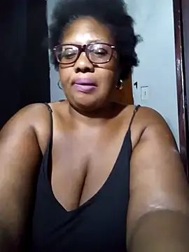 YELLOW BONE online show from January 31, 8:01 pm