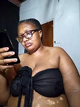 YELLOW BONE online show from March 20, 5:13 am