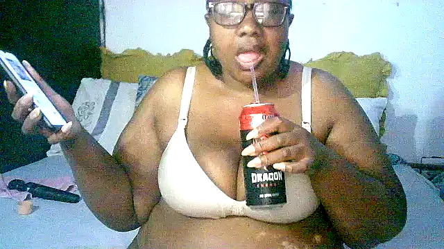 YELLOW BONE online show from October 31, 8:59 am