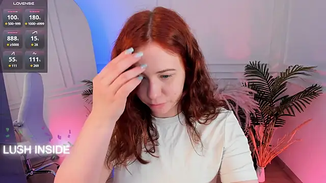 Pretty Alison online show from May 31, 1:40 pm