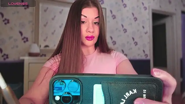 JuicyHelenX online show from October 6, 3:31 pm