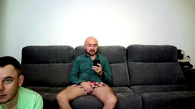 Snapshot of Alex_Tobey chatting on December 16, 5:06 am Alex Tobey online show from December 16, 5:06 am