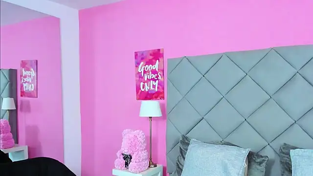 TaylorEvanss online show from September 18, 7:49 pm