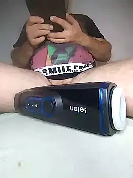 Snapshot of Bury0117 chatting on November 24, 8:41 pm Bury0117 online show from November 24, 8:41 pm