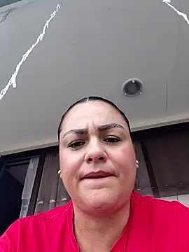 Snapshot of maela1 chatting on December 4, 4:27 pm maela1 online show from December 4, 4:27 pm