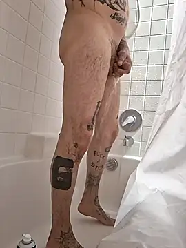 Snapshot of doitalltogether chatting on December 16, 1:05 pm doitalltogether online show from December 16, 1:05 pm