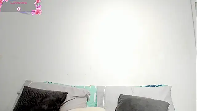 Estrella Duran online show from March 18, 10:48 pm