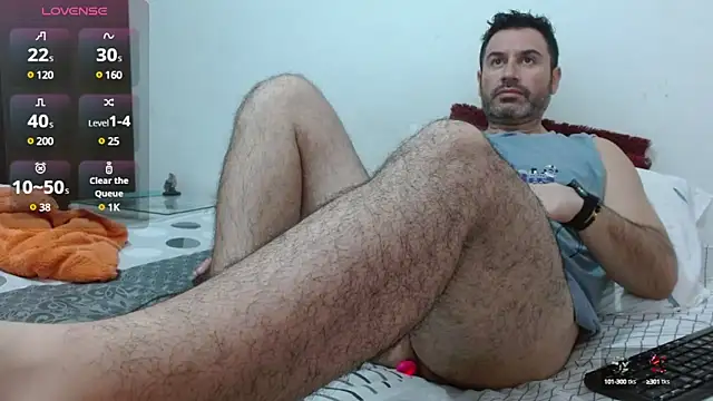 Snapshot of rodrher81 chatting on January 12, 3:03 pm rodrher81 online show from January 12, 3:03 pm