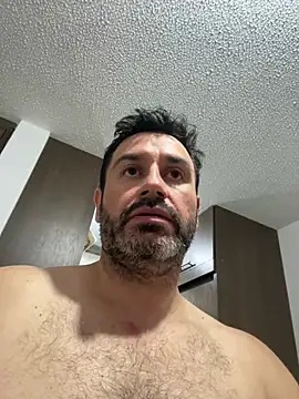 Snapshot of rodrher81 chatting on March 19, 2:13 pm rodrher81 online show from March 19, 2:13 pm