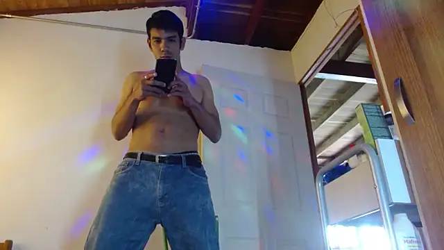 Snapshot of JohanyLatino chatting on June 14, 3:36 pm JohanyLatino online show from June 14, 3:36 pm