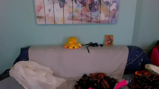 EverlyRays online show from February 8, 4:16 am