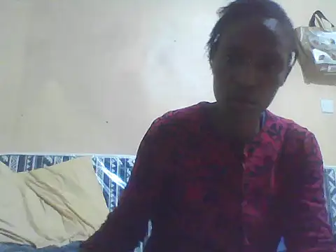 Snapshot of Smillie_prety chatting on May 13, 5:43 pm Smillie prety online show from May 13, 5:43 pm