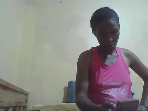 Snapshot of Smillie_prety chatting on May 16, 3:44 pm Smillie prety online show from May 16, 3:44 pm