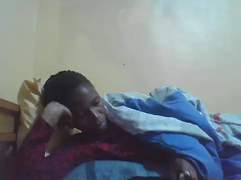 Snapshot of Smillie_prety chatting on May 19, 1:56 am Smillie prety online show from May 19, 1:56 am