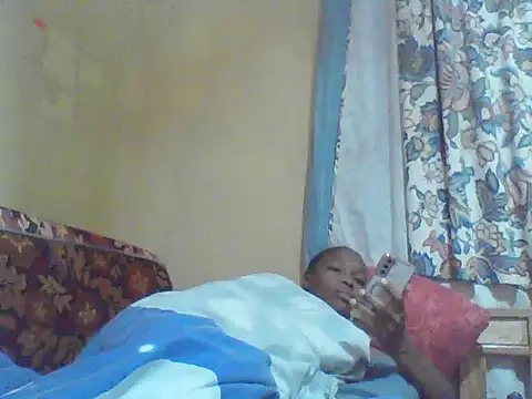 Smillie prety online show from June 20, 3:31 am