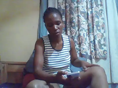 Smillie prety online show from July 8, 5:28 pm