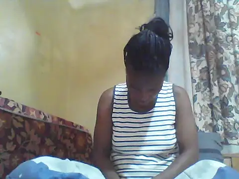 Smillie prety online show from July 9, 5:33 am