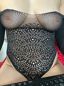 AlisaaRose online show from February 24, 11:32 am