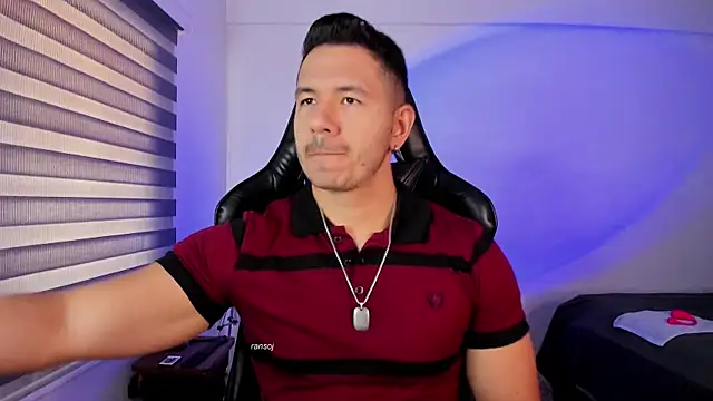 Snapshot of ransoj chatting on November 4, 2:16 pm ransoj online show from November 4, 2:16 pm