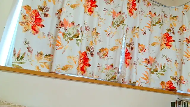 liliyRiSAcha-n online show from March 7, 7:05 am