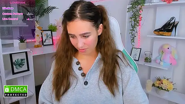  Eliizabeth  online show from October 21, 9:59 pm