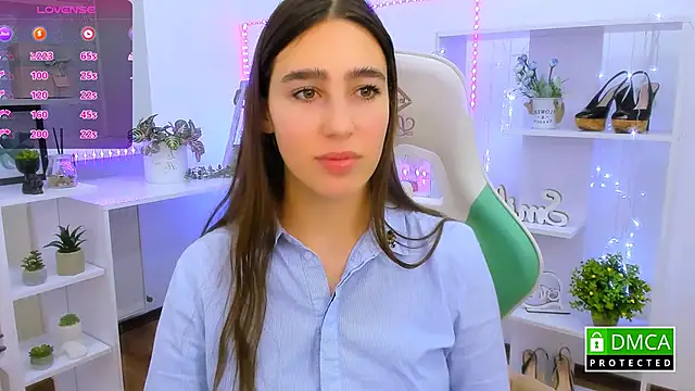  Eliizabeth  online show from January 17, 10:02 pm