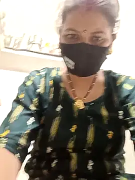 Snapshot of Riyaa-Devi chatting on October 9, 5:55 pm Riyaa-Devi online show from October 9, 5:55 pm