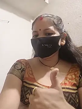 Snapshot of Riyaa-Devi chatting on July 18, 7:23 am Riyaa-Devi online show from July 18, 7:23 am