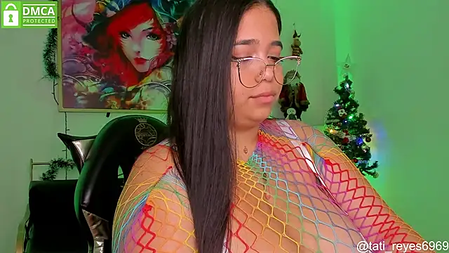 Snapshot of tati_reyess chatting on December 20, 1:11 pm tati reyess online show from December 20, 1:11 pm