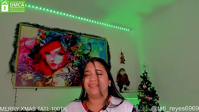 Snapshot of tati_reyess chatting on December 24, 4:08 pm tati reyess online show from December 24, 4:08 pm