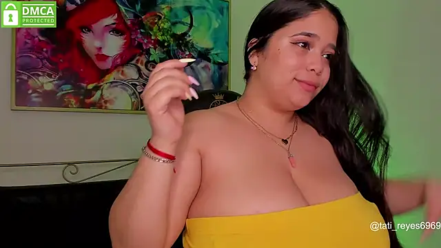 Snapshot of tati_reyess chatting on March 11, 1:01 pm tati reyess online show from March 11, 1:01 pm