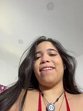 tati reyess online show from November 15, 11:40 am