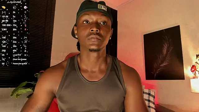 Snapshot of DannSmmith chatting on February 14, 4:31 am DannSmmith online show from February 14, 4:31 am