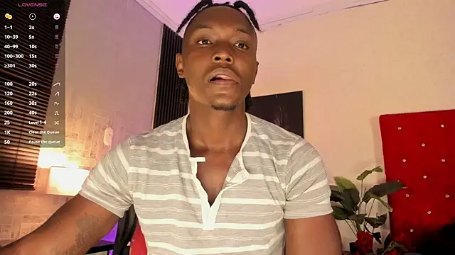 Snapshot of DannSmmith chatting on March 16, 5:55 am DannSmmith online show from March 16, 5:55 am