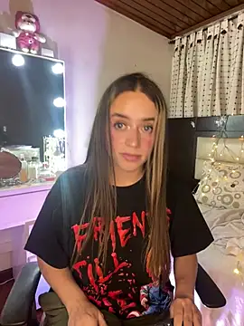 Snapshot of Natalia_Suarez chatting on February 25, 3:52 am Natalia Suarez online show from February 25, 3:52 am