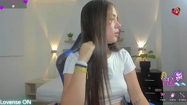 Snapshot of nataly_rodri chatting on February 10, 1:53 am nataly rodri online show from February 10, 1:53 am