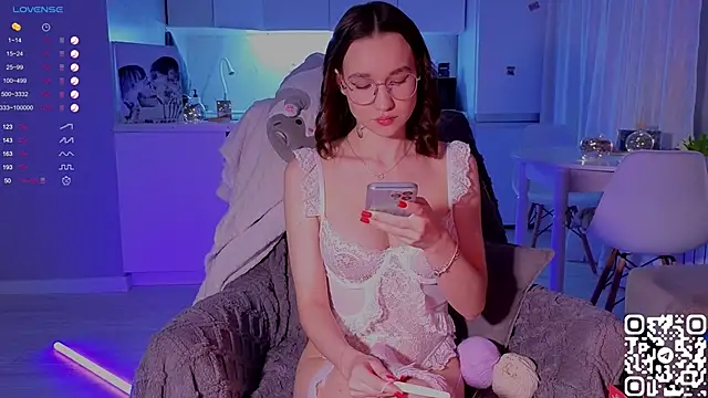 shey1i online show from December 24, 6:06 pm