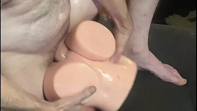 Snapshot of leanjamesdean chatting on December 4, 5:16 am leanjamesdean online show from December 4, 5:16 am