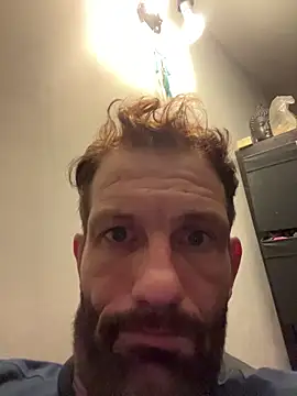 Snapshot of leanjamesdean chatting on November 8, 10:15 am leanjamesdean online show from November 8, 10:15 am