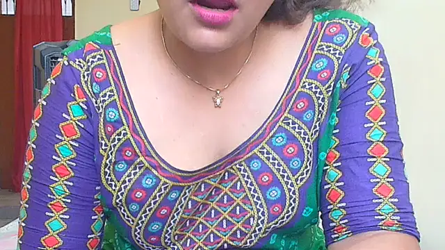 Snapshot of Maria_55 chatting on June 6, 9:14 am Maria 55 online show from June 6, 9:14 am