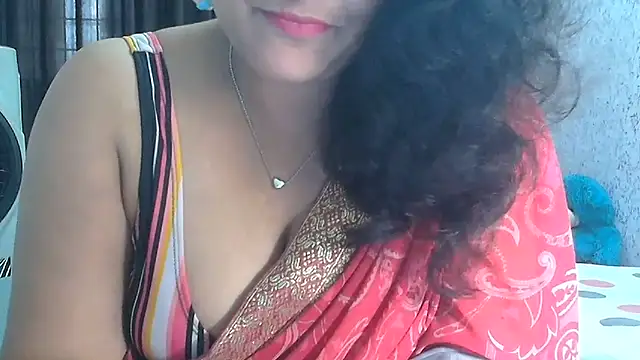 Snapshot of Maria_55 chatting on July 22, 7:11 am Maria 55 online show from July 22, 7:11 am