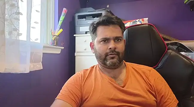 Sakhtlaundaz online show from March 19, 9:05 pm