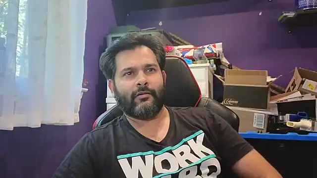 Sakhtlaundaz online show from September 11, 8:42 pm