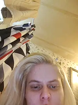 Snapshot of AshleyDalton101 chatting on March 12, 3:18 pm AshleyDalton101 online show from March 12, 3:18 pm