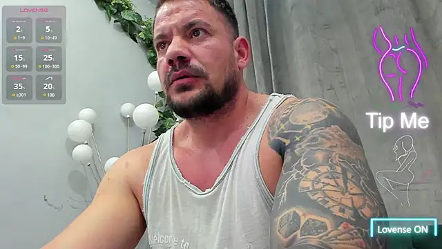 musclemonster31 online show from March 13, 1:54 am