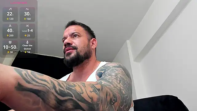 musclemonster31 online show from June 17, 9:49 pm