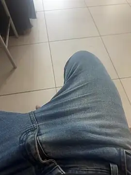 punhetaba online show from February 24, 4:05 pm