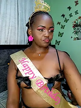 TerryAssqueen254 online show from February 19, 8:20 pm